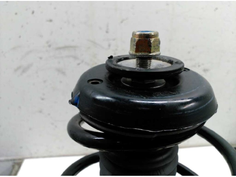 Recambio de amortiguador delantero izquierdo para peugeot 307 berlina (s2) xt referencia OEM IAM   