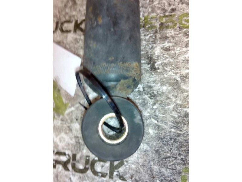 Recambio de amortiguador trasero para nissan trucks l35.09 ... referencia OEM IAM 145002080A  