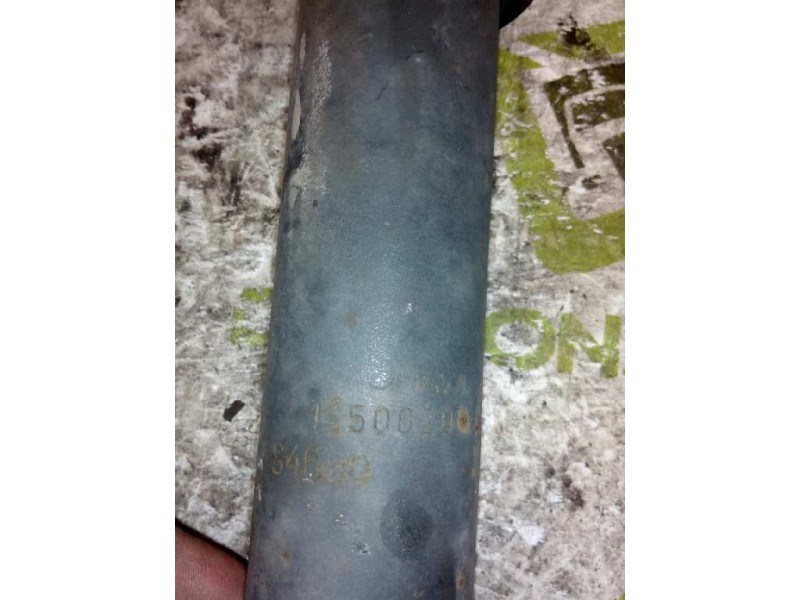 Recambio de amortiguador trasero para nissan trucks l35.09 ... referencia OEM IAM 145002080A  