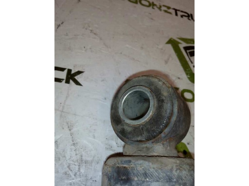 Recambio de amortiguador trasero para renault premium distribution fas 4x2 cabina larga referencia OEM IAM 5010383698A  
