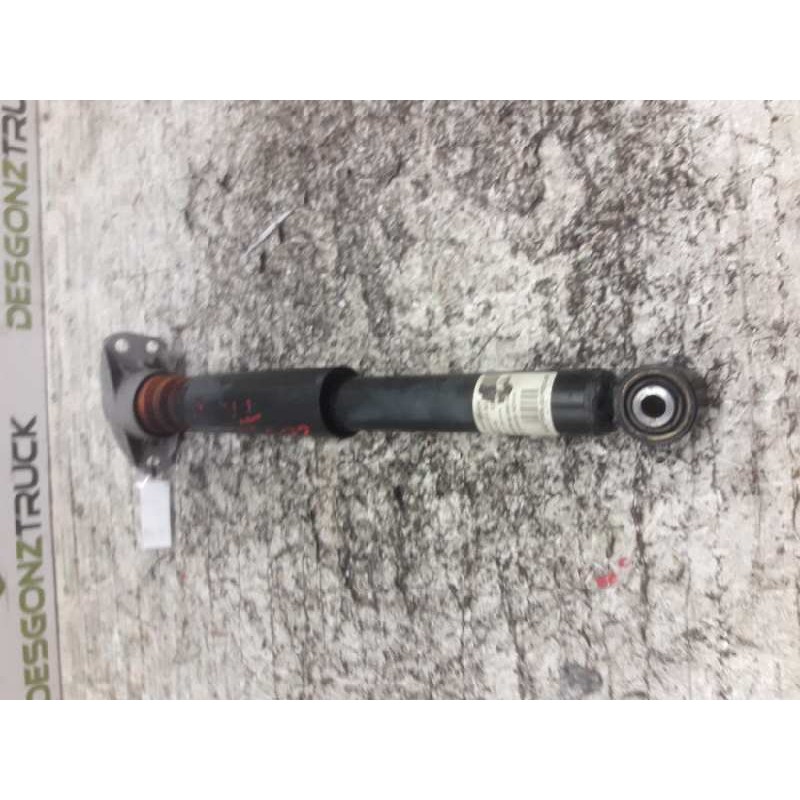 Recambio de amortiguador trasero izquierdo para volkswagen passat berlina (3c2) highline referencia OEM IAM 3C0512011BD 3C051304