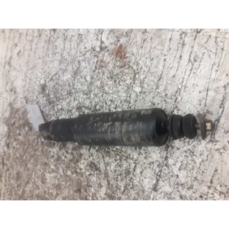 Recambio de amortiguador delantero izquierdo para nissan terrano/terrano.ii (r20) comfort referencia OEM IAM 561100F004  