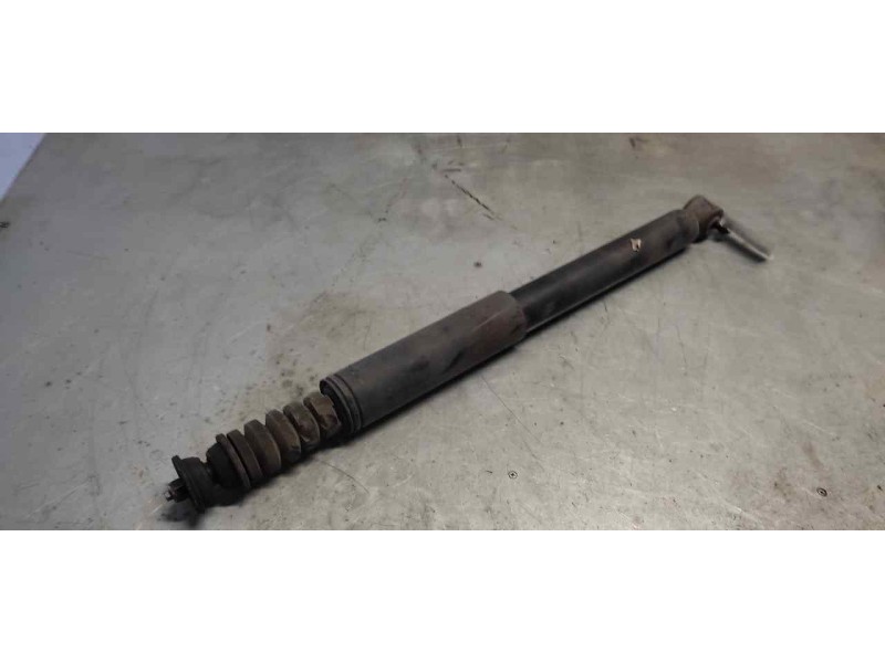 Recambio de amortiguador trasero izquierdo para renault clio iii authentique referencia OEM IAM 8200676769  