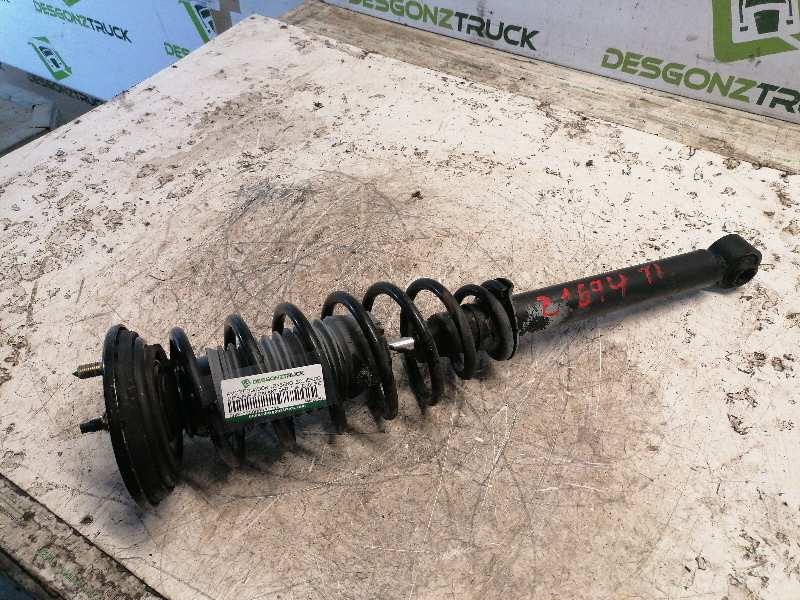 Recambio de amortiguador trasero izquierdo para mitsubishi galant berlina (ea0) 2000 tech referencia OEM IAM MR235616  
