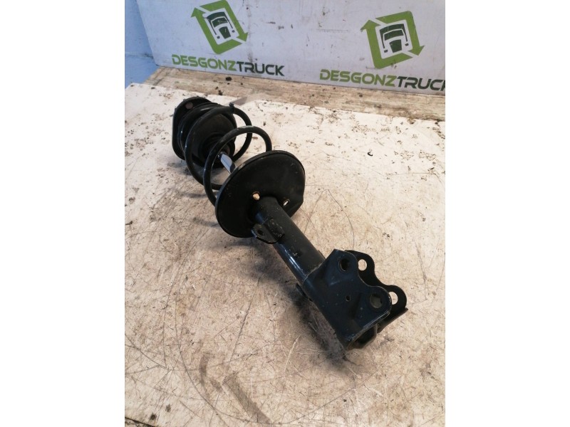 Recambio de amortiguador delantero derecho para toyota prius (nhw20) basis referencia OEM IAM 4851047061AK30U  