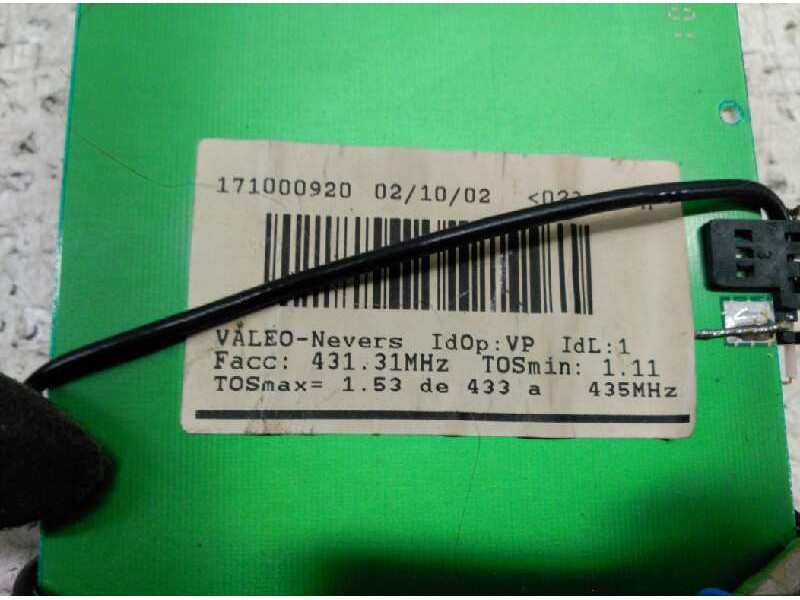 Recambio de antena para renault vel satis (bj0) expression referencia OEM IAM 171000920 ANTENA GPS 