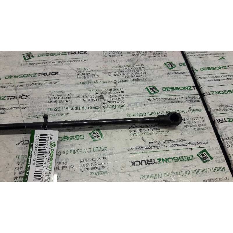 Recambio de amortiguadores maletero / porton para nissan almera (n16/e) acenta referencia OEM IAM 601113538 530N 