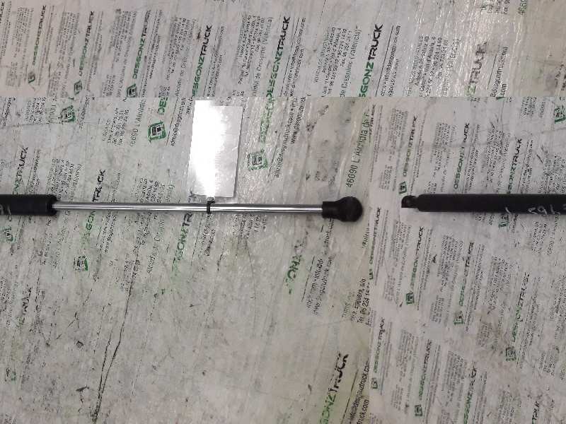 Recambio de amortiguadores maletero / porton para renault laguna ii (bg0) authentique referencia OEM IAM 8200000932B  