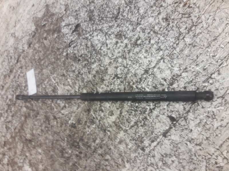 Recambio de amortiguadores maletero / porton para chevrolet lacetti se referencia OEM IAM 96548931  