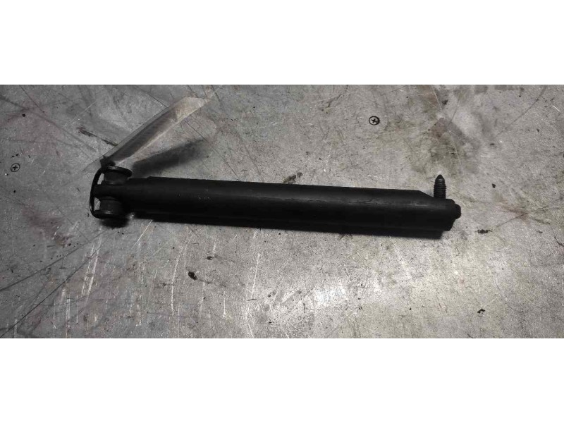 Recambio de amortiguadores maletero / porton para bmw x5 (e53) 3.0d referencia OEM IAM 8402195  