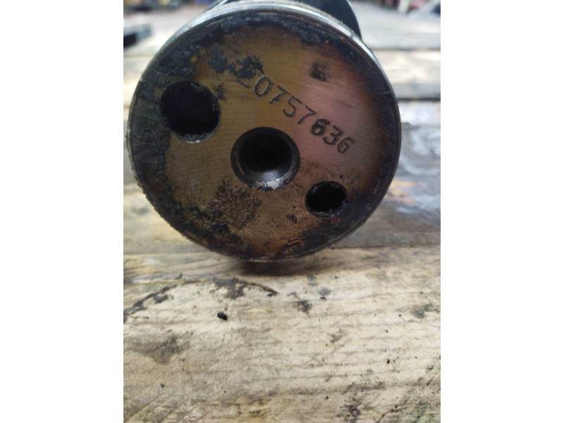 Recambio de arbol de levas para renault magnum ab 2005 12.8 diesel referencia OEM IAM 20757636  