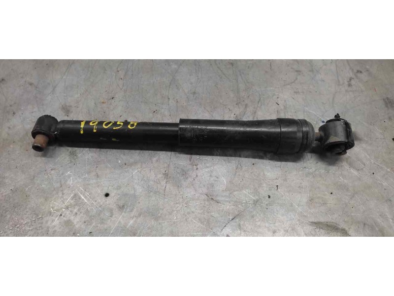 Recambio de amortiguador trasero para renault laguna ii grandtour (kg0) referencia OEM IAM 8200283393A  