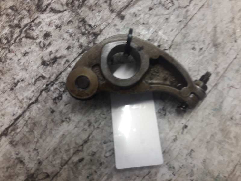 Recambio de balancin para renault clio ii fase i (b/cbo) 1.4 alize referencia OEM IAM 7700600504  