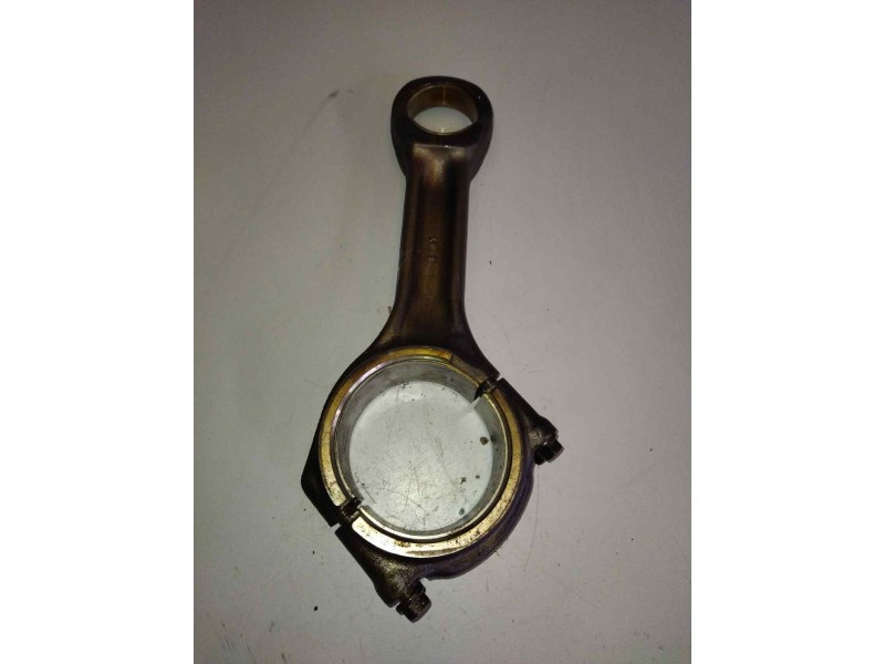 Recambio de biela para volvo fh xxx fg 4x2 low corto referencia OEM IAM 20876840 20562853 