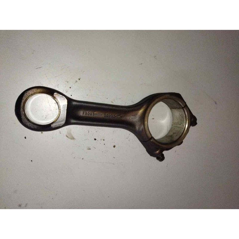 Recambio de biela para volvo fh xxx fg 4x2 low corto referencia OEM IAM 20876840 20562853 