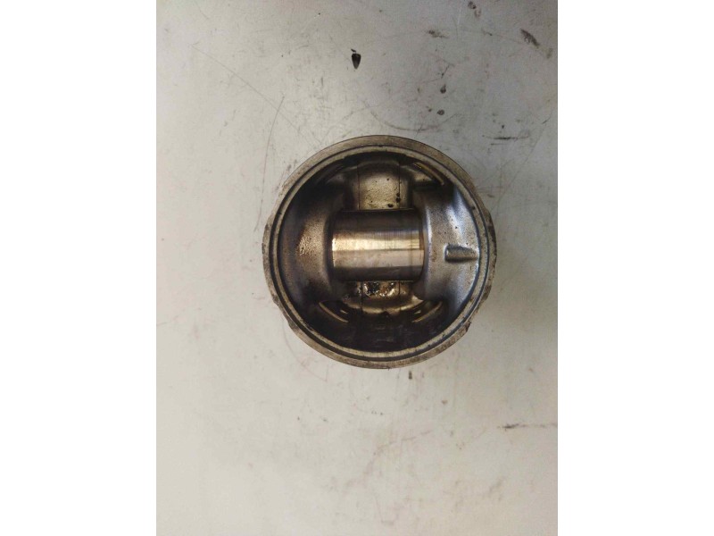 Recambio de biela para nissan trucks l35.09 ... referencia OEM IAM 70802080-0  