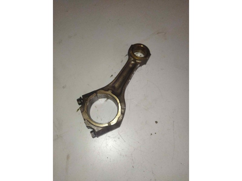 Recambio de biela para iveco eurocargo 5.9 diesel referencia OEM IAM 98461753  