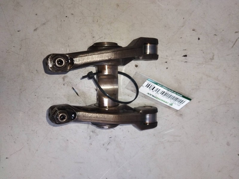 Recambio de balancin para man tgx 18.xxx fg / 4x2 bl xl referencia OEM IAM 51042016195 51042016196 