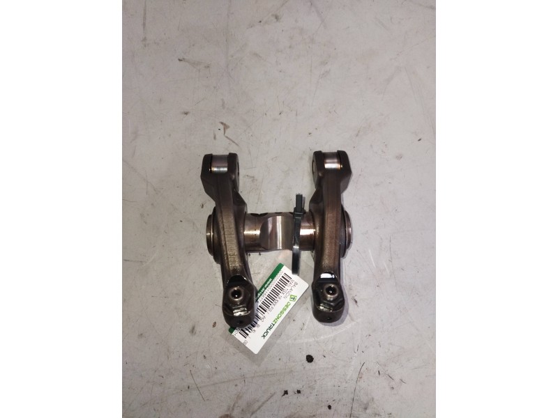 Recambio de balancin para man tgx 18.xxx fg / 4x2 bl xl referencia OEM IAM 51042016195 51042016196 