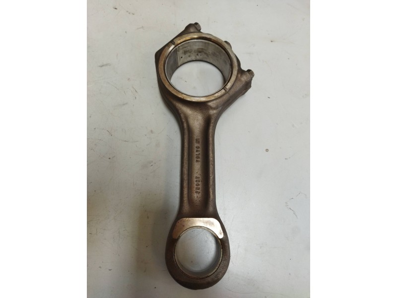 Recambio de biela para volvo fh xxx fg 4x2 low corto referencia OEM IAM 20876840  