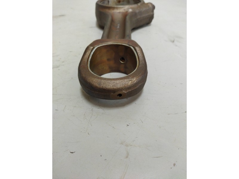 Recambio de biela para volvo fh xxx fg 4x2 low corto referencia OEM IAM 20876840  