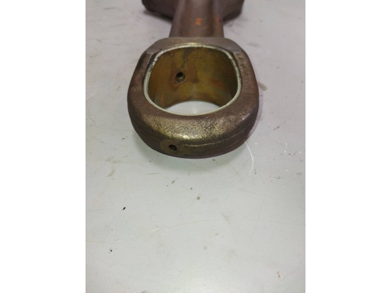 Recambio de biela para volvo fh xxx fg 4x2 low corto referencia OEM IAM 20876840  