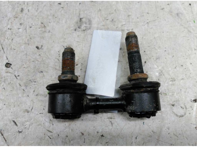 Recambio de bieleta estabilizadora delantera derecha para kia carnival ii 2.9 cdri ex referencia OEM IAM   