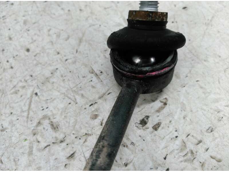 Recambio de bieleta estabilizadora delantera izquierda para bmw serie 3 berlina (e46) 320d referencia OEM IAM   