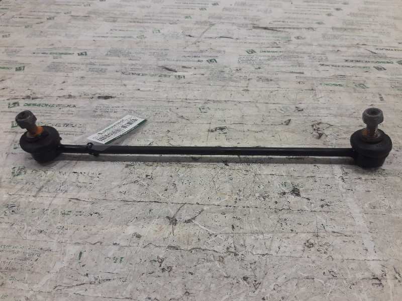 Recambio de bieleta estabilizadora delantera izquierda para peugeot 206 berlina xr referencia OEM IAM   