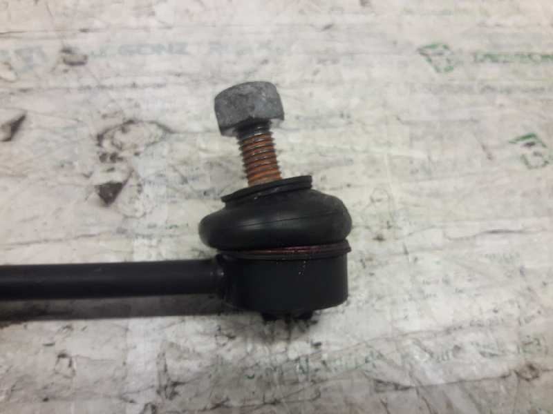 Recambio de bieleta estabilizadora delantera izquierda para peugeot 206 berlina xr referencia OEM IAM   