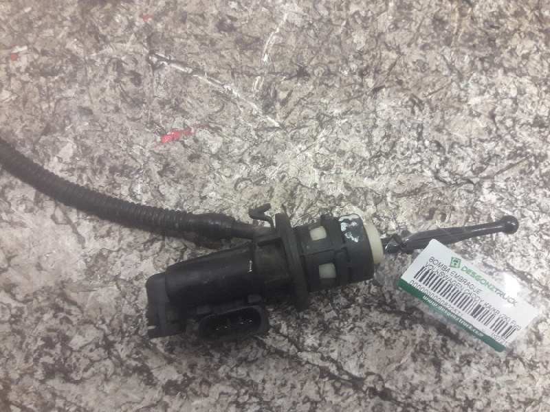 Recambio de bomba embrague para volkswagen caddy ka/kb (2k) furg. referencia OEM IAM 1K0721388S 4 PINS 