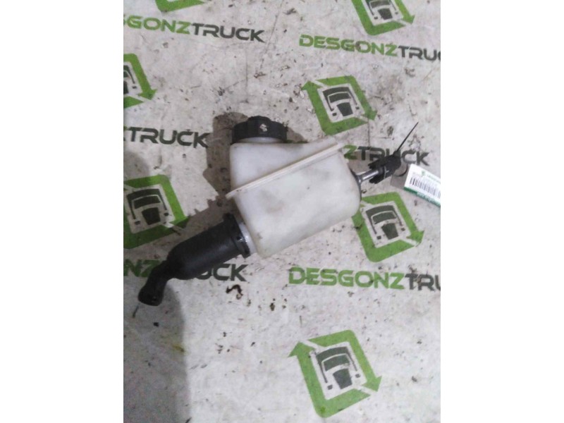 Recambio de bomba embrague para volvo fe xxx fg 4x2 low largo (l3h1) referencia OEM IAM 9700010204  