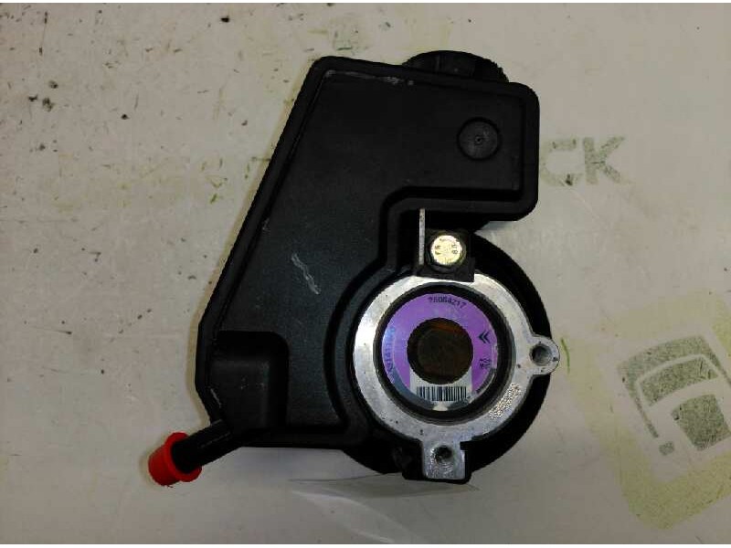 Recambio de bomba servodireccion para citroën saxo 1.4 referencia OEM IAM  KFX PEUGEOT 