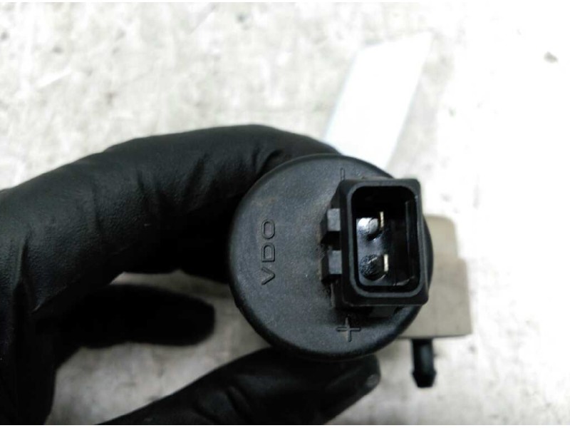 Recambio de bomba limpia para opel zafira a blue line referencia OEM IAM 1108656  