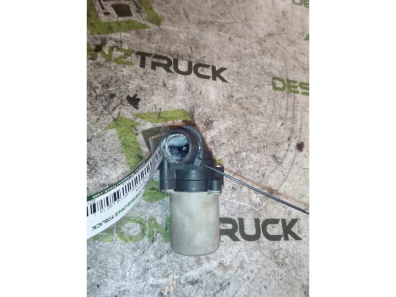 Recambio de bomba limpia para nissan trucks l80.09 l80.14 referencia OEM IAM 80102  