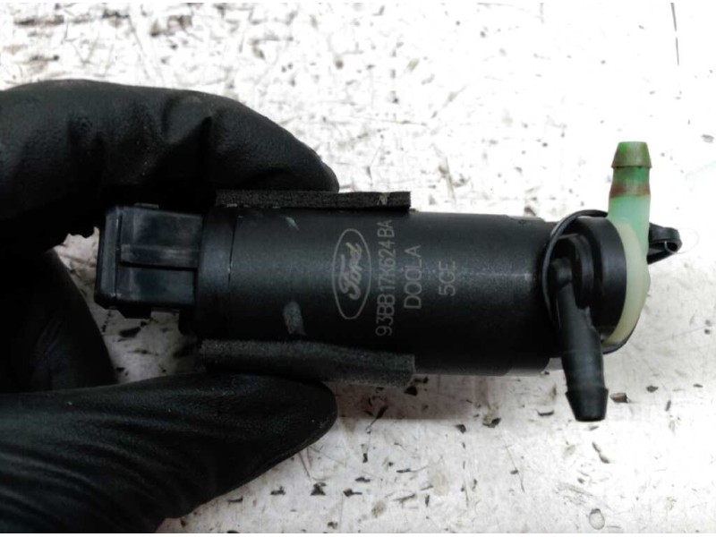 Recambio de bomba limpia para ford tourneo connect (tc7) familiar referencia OEM IAM 93BB17K624BA  