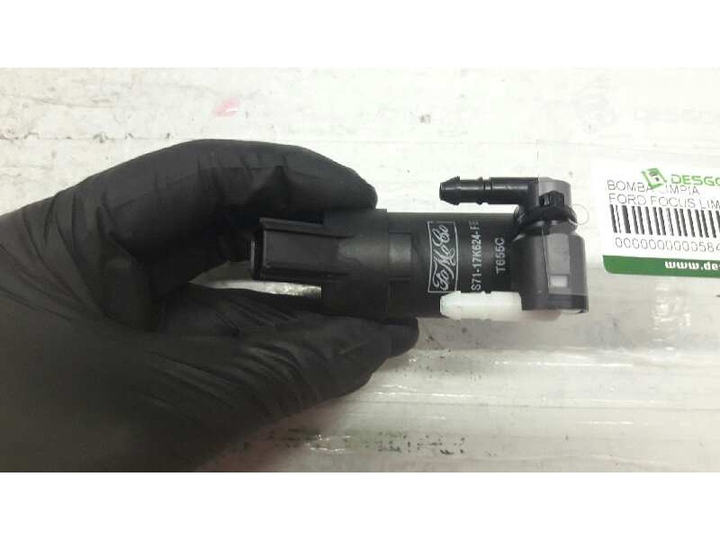 Recambio de bomba limpia para ford focus lim. (cb4) titanium referencia OEM IAM 1S7117K624FE  