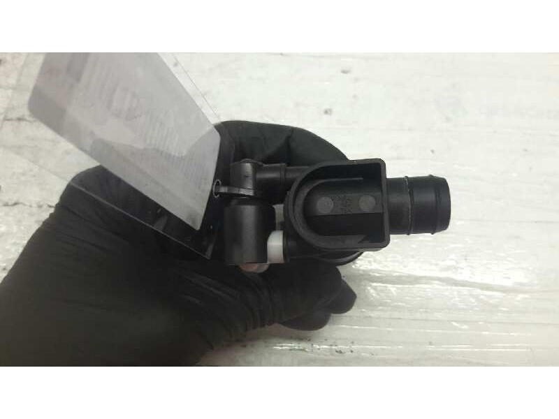 Recambio de bomba limpia para ford focus lim. (cb4) titanium referencia OEM IAM 1S7117K624FE  