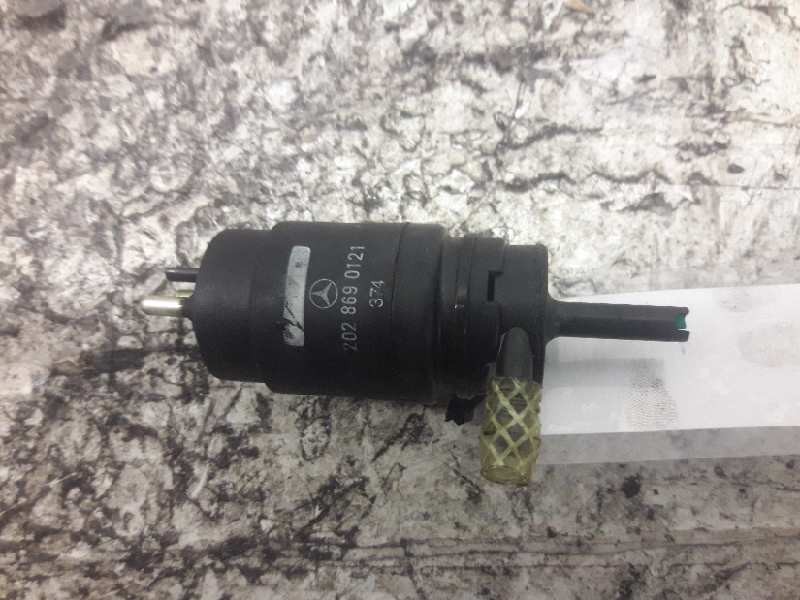 Recambio de bomba limpia para mercedes-benz clase c (w202) berlina 200 (202.020) referencia OEM IAM 2028690121  