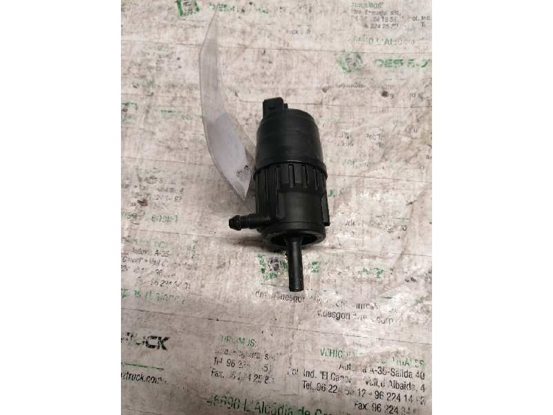 Recambio de bomba limpia para fiat fiorino referencia OEM IAM D28324718 2 PINS 