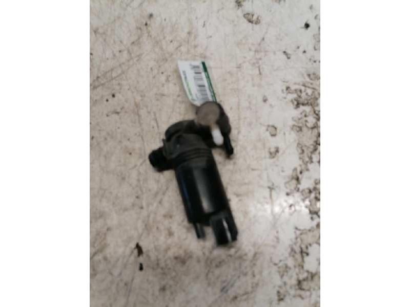 Recambio de bomba limpia para ford fiesta (cb1) econetic referencia OEM IAM 8A6117K624AA 2 PINS 