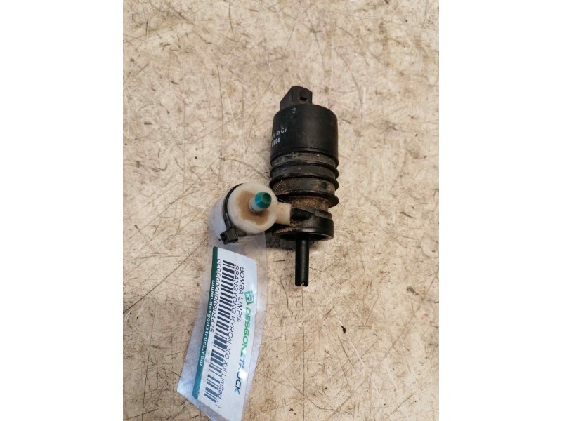 Recambio de bomba limpia para ssangyong kyron 200 xdi limited referencia OEM IAM   2 PINS