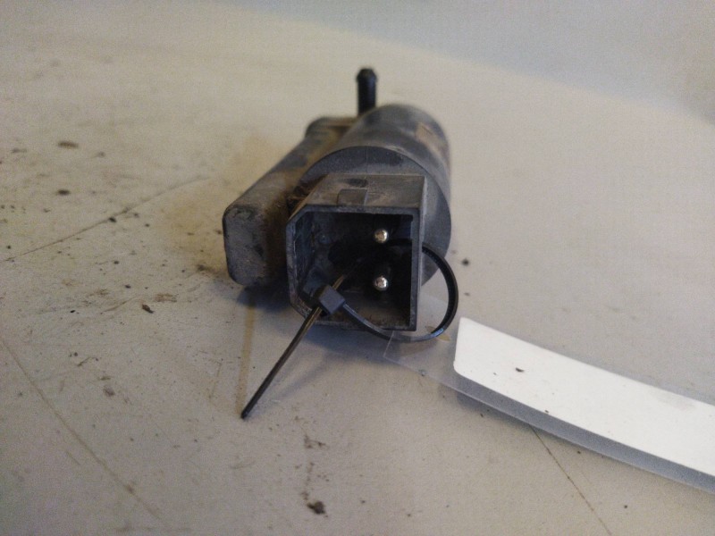 Recambio de bomba limpia para volvo fm 12 asta 2001 12.1 diesel (d12d420) referencia OEM IAM 8189171  