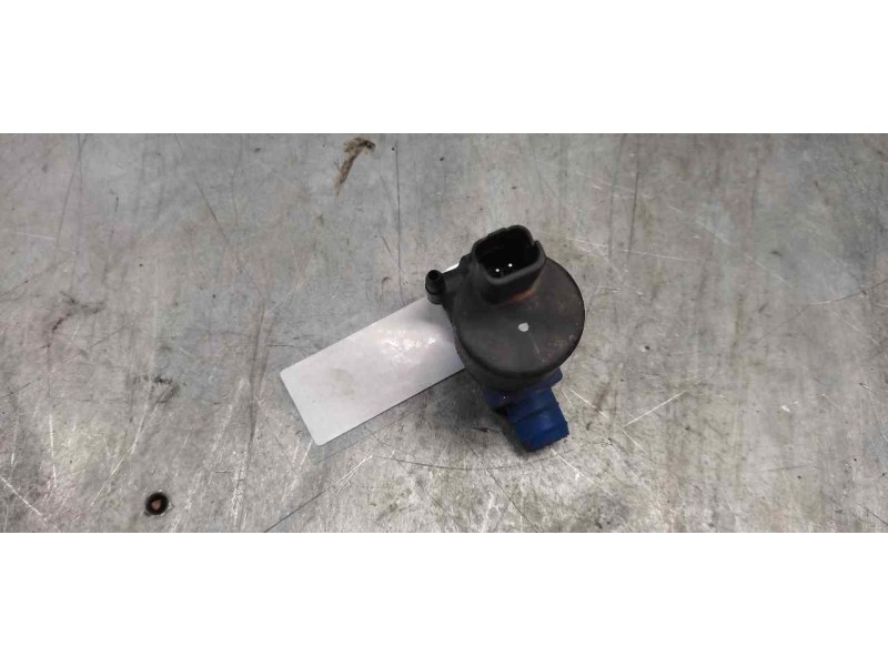 Recambio de bomba limpia para renault clio iii dynamique referencia OEM IAM 9641553980 2 PINS 