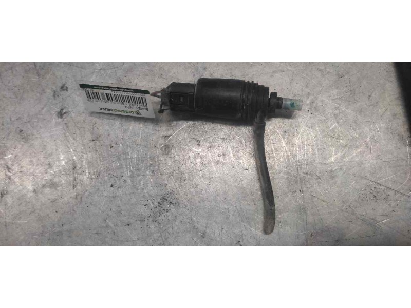 Recambio de bomba limpia para bmw serie 1 berlina (e81/e87) 120d referencia OEM IAM 67128377612 2 PINS 