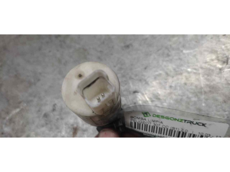 Recambio de bomba limpia para peugeot 307 cc (s1) 2.0 referencia OEM IAM 9641553880 2 PINS 