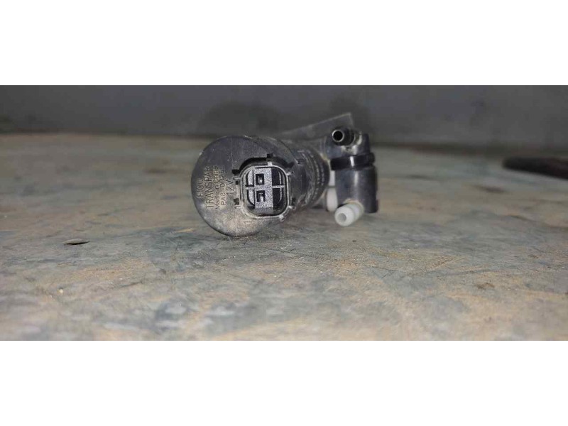 Recambio de bomba limpia para ford focus berlina (cap) ambiente (d) referencia OEM IAM 1S7117K624FE 2 PINS 
