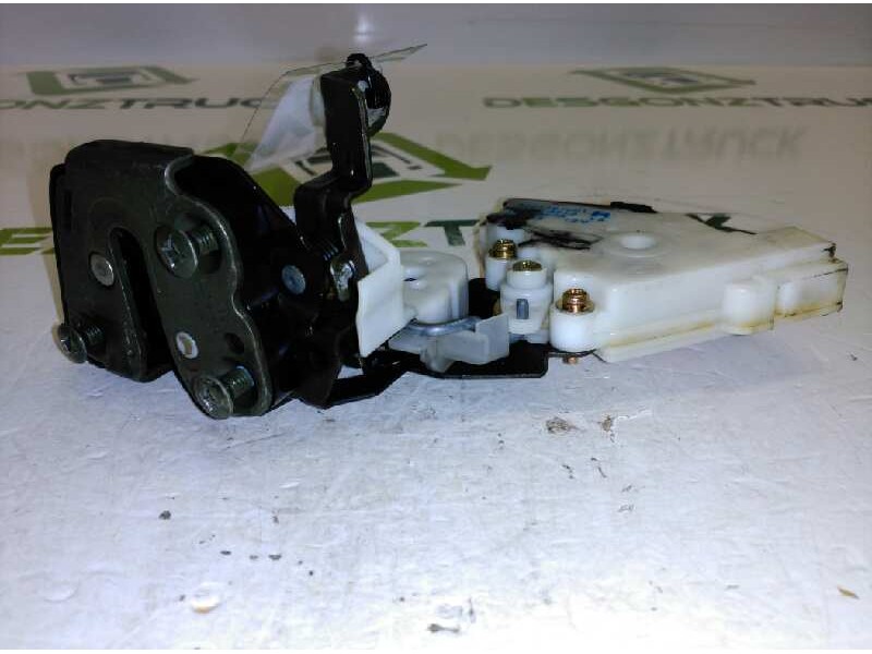 Recambio de cerradura puerta trasera derecha para nissan almera (n15) lx referencia OEM IAM   