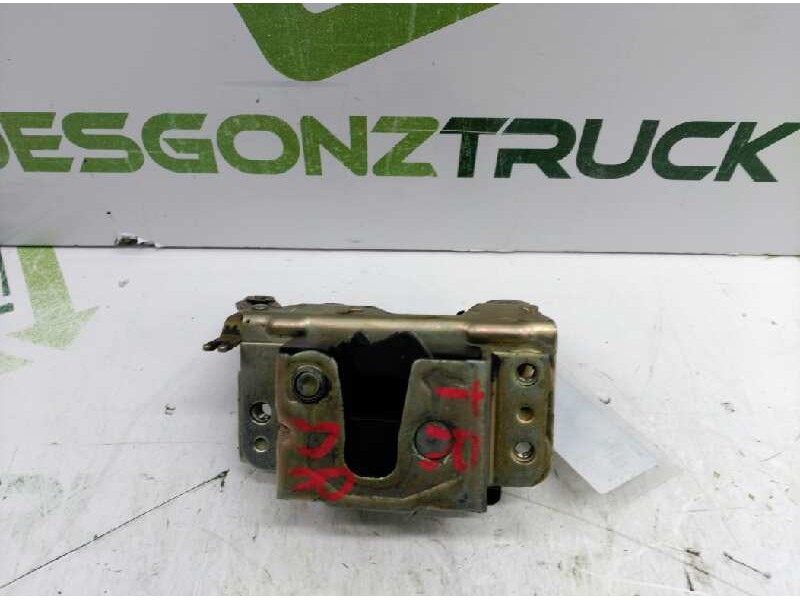 Recambio de cerradura puerta trasera derecha para opel kadett e california berlina referencia OEM IAM 90159255  