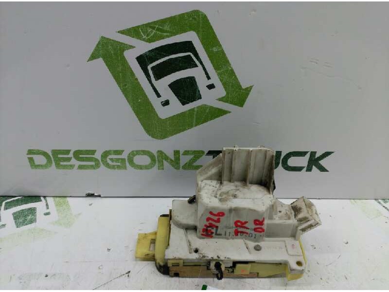 Recambio de cerradura puerta trasera derecha para ford focus berlina (cak) ghia referencia OEM IAM 4057985  